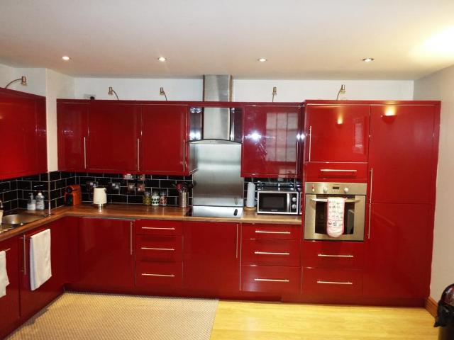 Block 1 The Hicking Building. 2 bed apartment to rent £1,200 pcm £277 pw