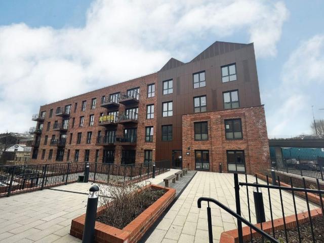 Block B Crossings, Macclesfield SK11, 2 bed flat to rent, £1,125 pcm | PrimeLocation