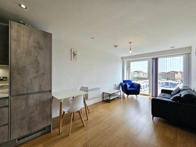 Block B, Victoria Riverside, Atkinson. 2 bed apartment to rent £1,050 pcm £242 pw