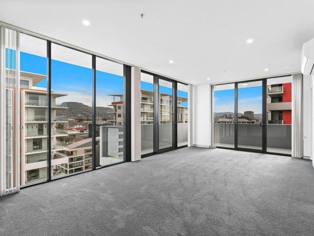 Block C West, 1202/28 Burelli Street, Wollongong