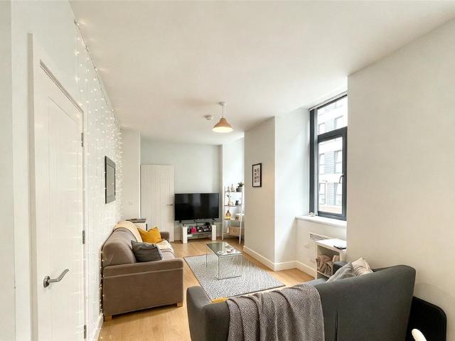 Block D Victoria Riverside, Goodman. 1 bed apartment to rent £950 pcm £219 pw