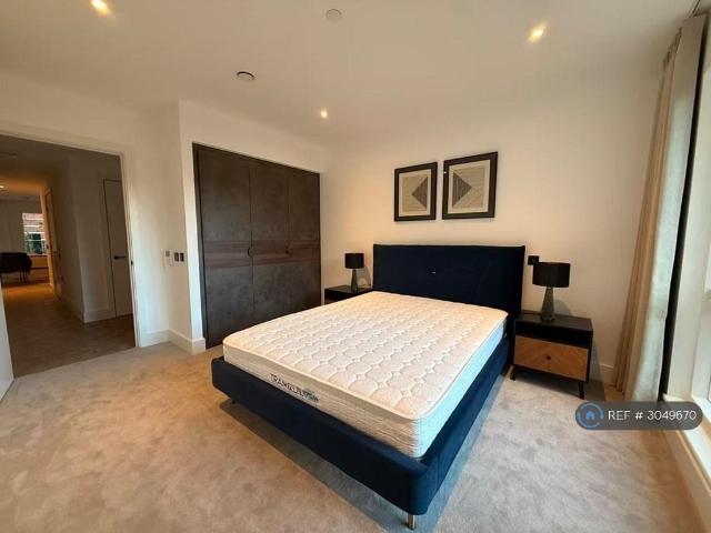 Block E, London, SW11 1 bed flat to rent £2,795 pcm £645 pw