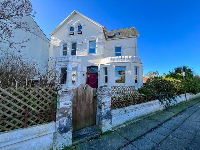 Block of apartments for sale