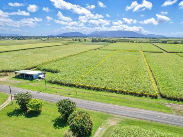 Block of Land with Impressive Outlook!