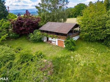 Blockhaus auf Bergspitze mit 360° Blick von Slowenien bis über das Grazerfeld