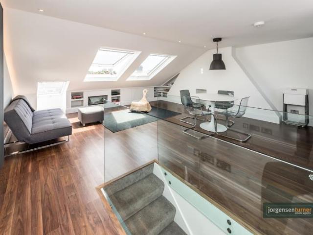 Bloemfontein Road, Shepherds Bush, W12 3 bed flat to rent £3,350 pcm £773 pw