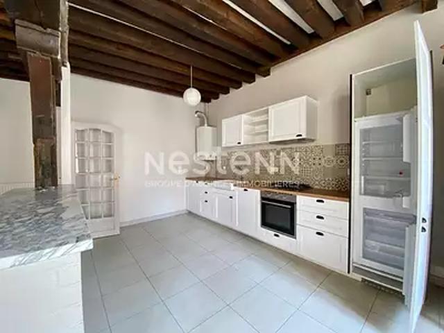 Blois 41000 Location appartement 5 pièces t5 au dernier étage cave