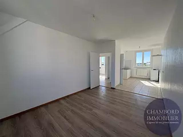 Blois 41000 Location appartement 2 pièces t2 au dernier étage
