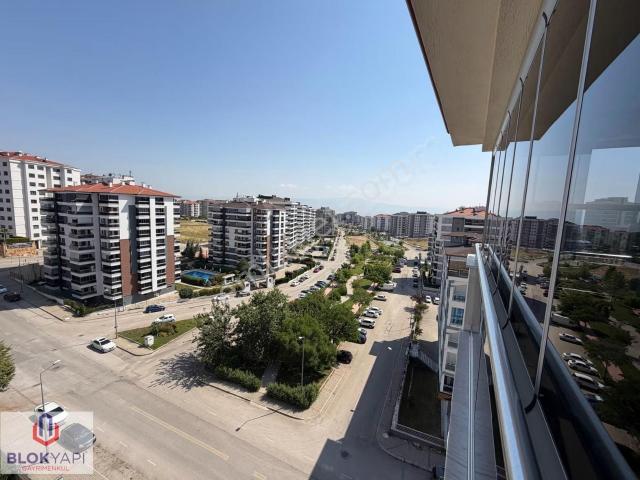 Blokyapı'dan Şemikler'de Site İçi Manzaralı 4+1 195m2 Satılık