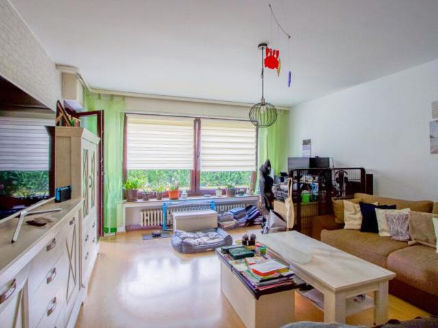 Blömker! Attraktive 3,5 Raum Wohnung mit Loggia!
