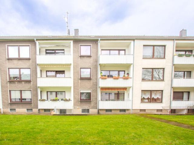 Blömker! Renovierte 2,5 Raum Wohnung mit Loggia in Gladbeck Zweckel!