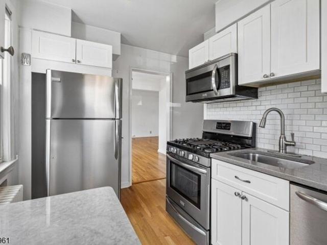 Bloomfield Ave Unit,verona, Condo For Sale