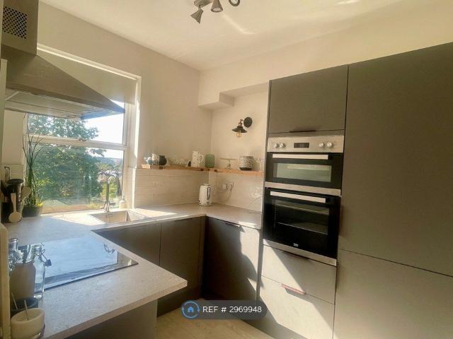 Bloomfield Road, Bath BA2, 1 bed flat to rent, £1,250 pcm | PrimeLocation