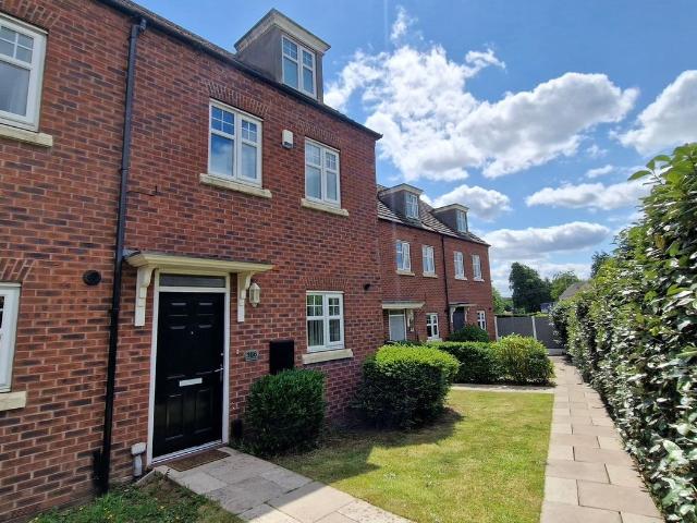 Bloomfield Road, Tipton DY4, 3 bed property to rent, £1,375 pcm | PrimeLocation