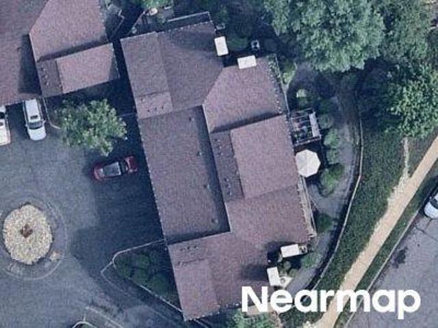 Bloomingdale Dr