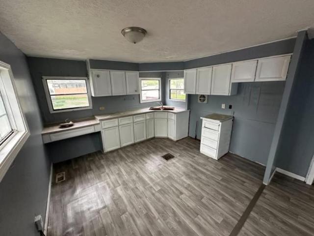 Bloomington IN 47403 LS105622333