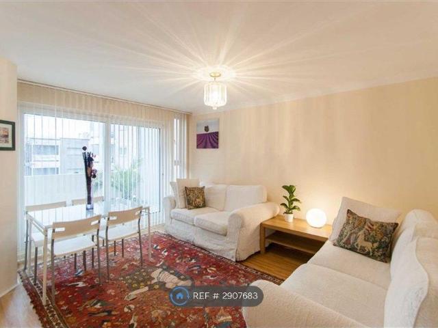 Bloomsbury Close, London W5, 3 bed flat to rent, £2,650 pcm | PrimeLocation
