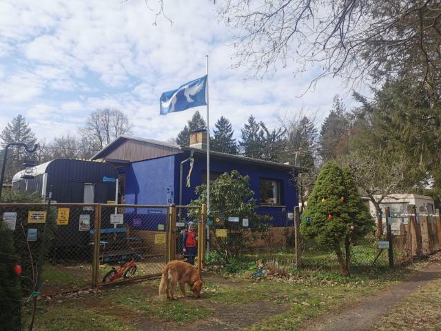 Blaue Villa 35qm in der Lausitz im Grünen, bahnhofsnah, winterfest