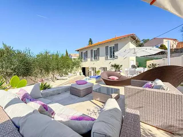 Blausasc 06440 Achat / Vente maison 4 pièces t4 piscine terrasse