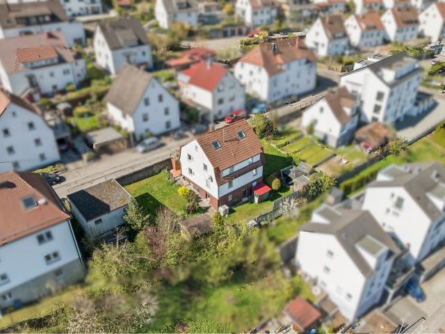 Blaustein: Einfamilienhaus mit ELW Aussichtslage in Uni Nähe mit Entwicklungspotential!