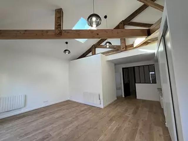 Blaye 33390 Location appartement 3 pièces t3 au dernier étage