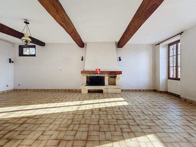 Blaye centre maison jardin garage 148m² Blaye