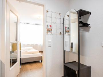 Black&Yellow Designer Apartment Bielefeld, Bielefeld Amsterdam Apartments for Rent