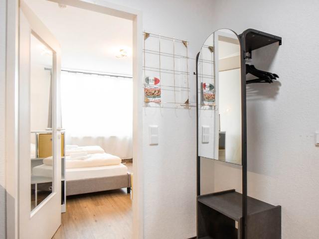 Black&Yellow Designer Apartment Bielefeld, Bielefeld Amsterdam Apartments for Rent