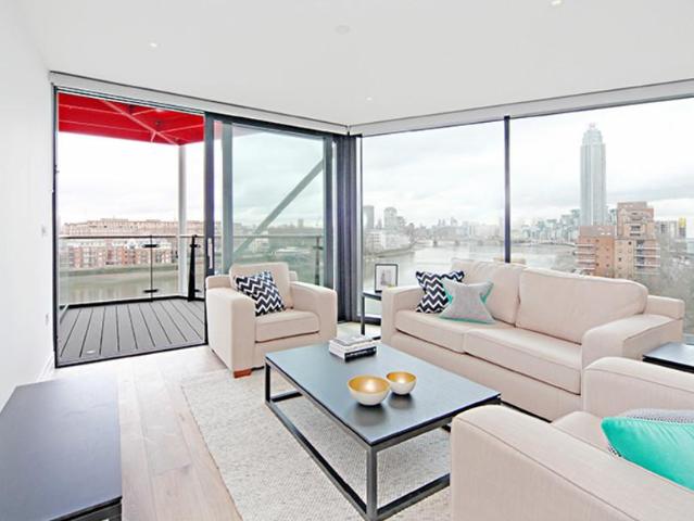 Black Cab Coffee Co, 1 Tideway Walk, London, SW11 8AU, United Kingdom | 2 bed apartment for rent #139405200 | Rentberry