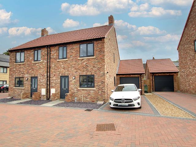 Black Horse Lane, Chatteris PE16, 3 bed semi detached house to rent, £1,300 pcm | PrimeLocation
