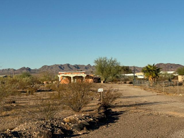 Black Mountain Dr