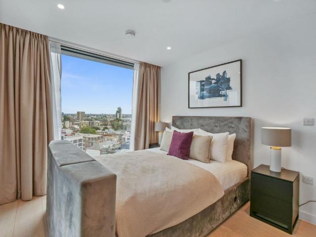 Black Sheep Coffee, 81 Southwark Street, Bankside, London, SE1 0HX, United Kingdom | 3 bed apartment for rent #139266220 | Rentberry