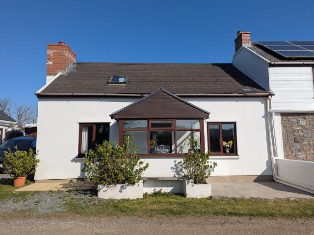 Black Sheep Cottage 3 bed cottage to rent £1,045 pcm £241 pw