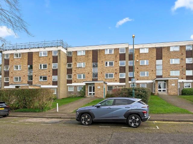 Blackbush Close, Sutton SM2, 1 bed flat to rent, £1,400 pcm | PrimeLocation