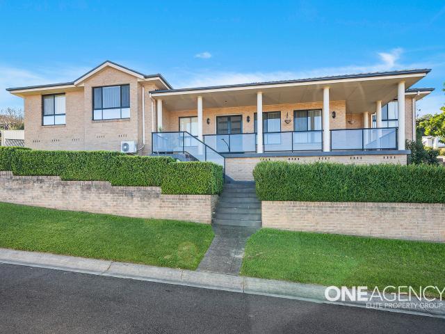 Blackbutt 9 Lyrebird Close