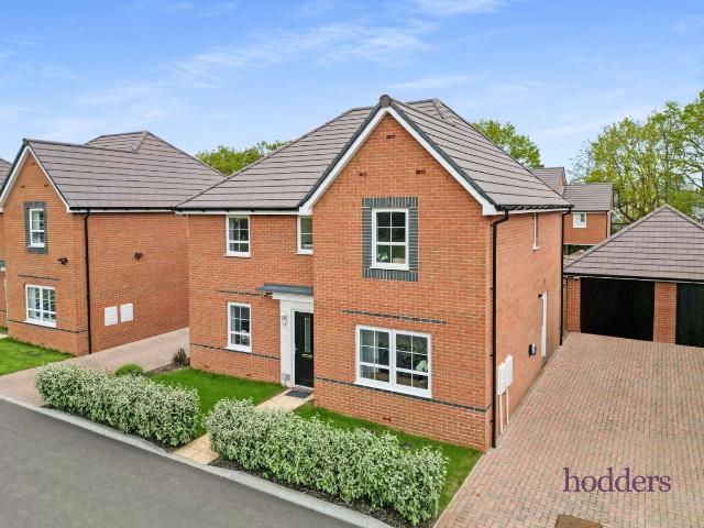 Blackbess Lane, Chertsey, Surrey KT16, 5 bed detached house to rent, £3,750 pcm | PrimeLocation