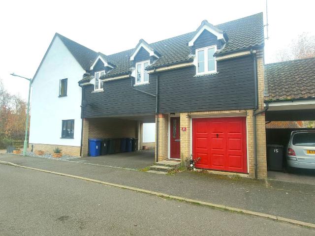 Blackbird Drive, Bury St. Edmunds IP32, 2 bed maisonette to rent, £1,250 pcm | PrimeLocation