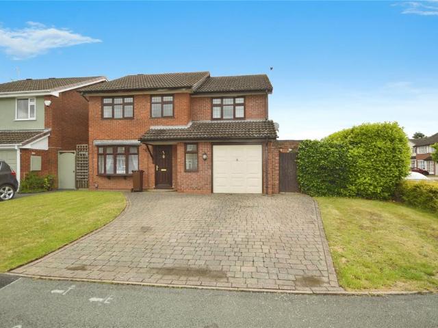 Blackbrook Way, West Midlands WV10 4 bed detached house to rent £1,575 pcm £363 pw