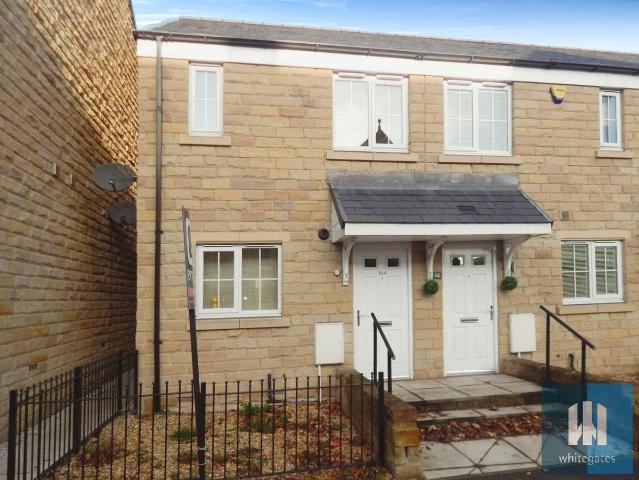 Blacker Road, Birkby, Huddersfield HD1, 2 bed end terrace house to rent, £795 pcm | PrimeLocation
