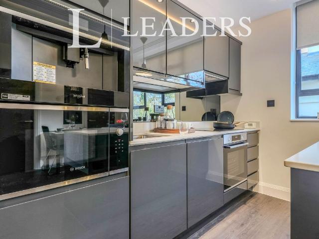 Blackford House, 2A Mulgrave Road SM2, 1 bed flat to rent, £1,450 pcm | PrimeLocation