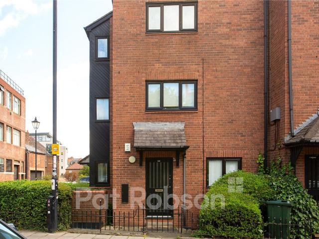 Blackfriars Court, Newcastle Upon Tyne, Tyne And Wear NE1, 1 bed flat to rent, £875 pcm | PrimeLocation