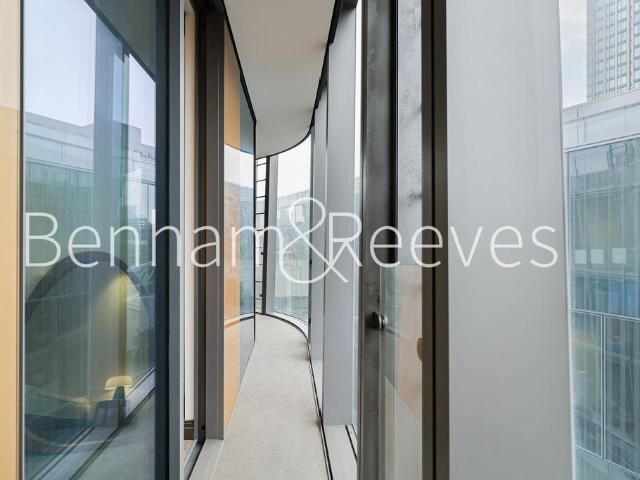 Blackfriars Road, London SE1 1 bed apartment to rent £3,600 pcm £831 pw