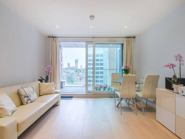 Blackfriars Road, Waterloo, London SE1, 1 bed flat to rent, £3,467 pcm | PrimeLocation