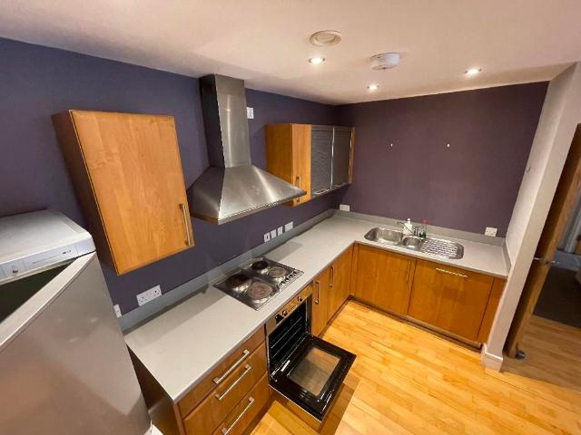 Blackfriars Street, Salford M3, 2 bed flat to rent, £1,350 pcm | PrimeLocation