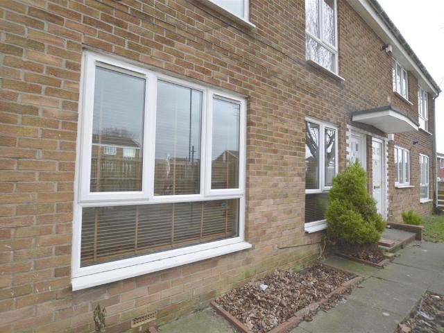 Blackhill Avenue, Wallsend NE28 2 bed flat to rent £785 pcm £181 pw