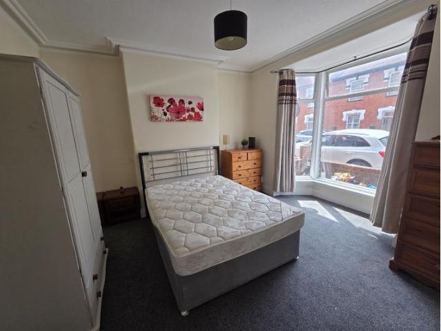 Blacklands, Bridgwater, TA6 4 bed house share to rent £628 pcm £145 pw