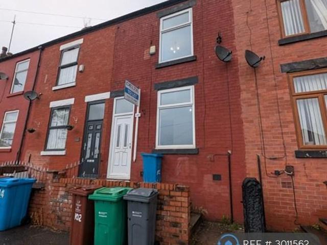 Blackley New Road, Manchester, M9 2 bed terraced house to rent £1,150 pcm £265 pw