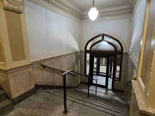 Blackstone 2 Bedroom Apartment for Rent at 709 E Juneau Ave, Milwaukee, WI 53202 Yankee Hill