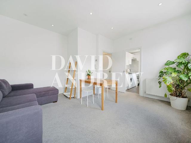 Blackstock Road, London N4, 1 bed flat to rent, £1,850 pcm | PrimeLocation