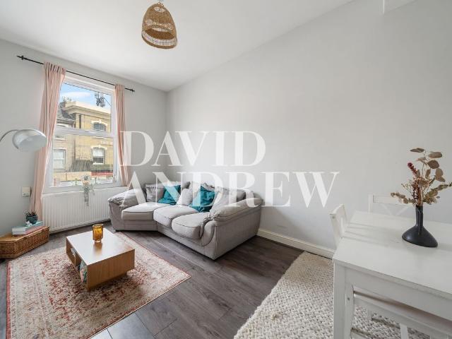 Blackstock Road, London N4, 2 bed flat to rent, £2,350 pcm | PrimeLocation